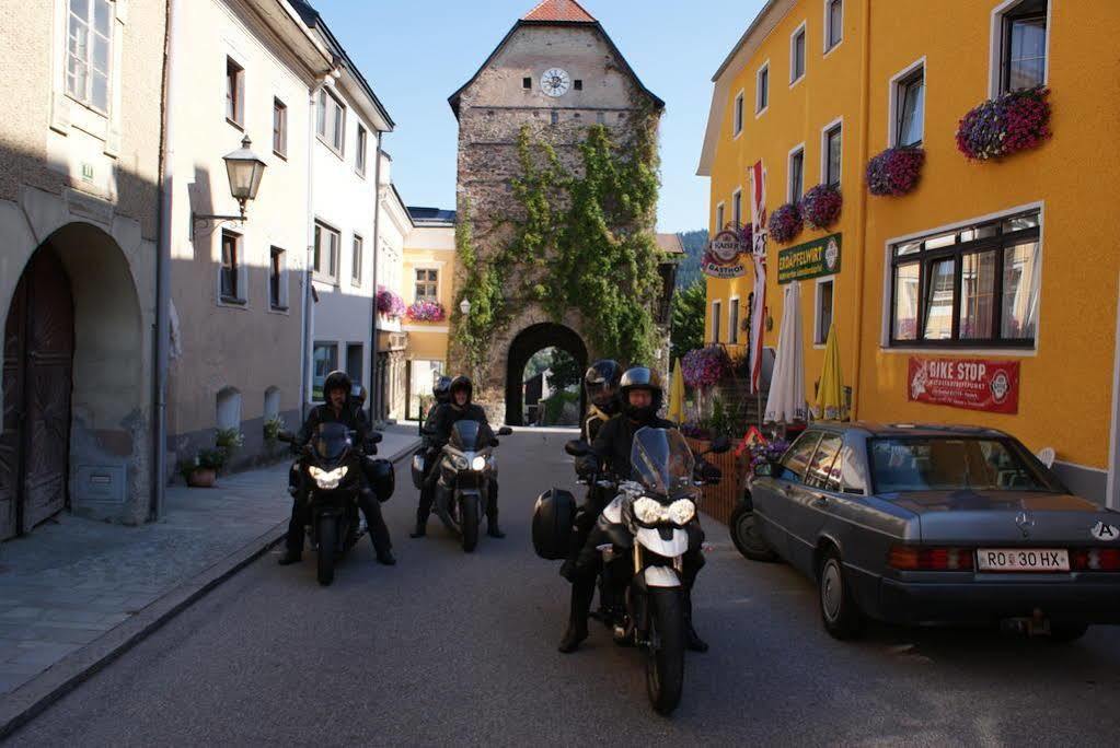 Gasthof 'Zum Alten Turm' Haslach an der Muhl Экстерьер фото